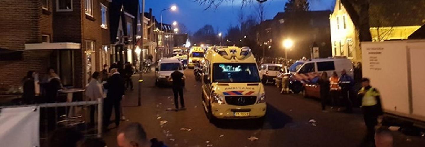 Inzet ambulances bij verdrukking in uitgaansgelegenheid tijdens Paasvee